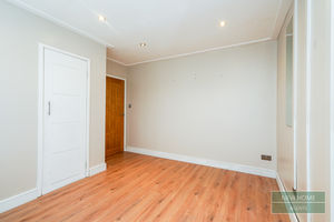 Photo 27- click for photo gallery